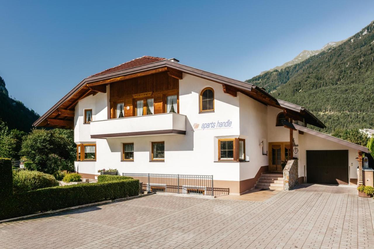 파운드 Aparts Handle Und Haus Bergblick 아파트 외부 사진