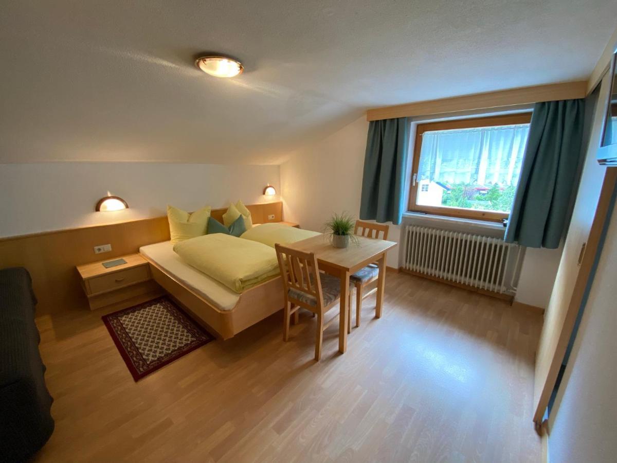 파운드 Aparts Handle Und Haus Bergblick 아파트 외부 사진