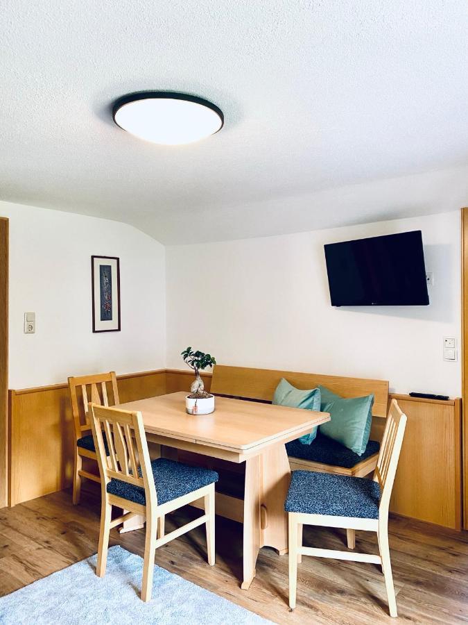 파운드 Aparts Handle Und Haus Bergblick 아파트 외부 사진